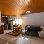 아파트 Serenity House