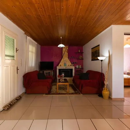 Serenity House Ágios Matthaíos
