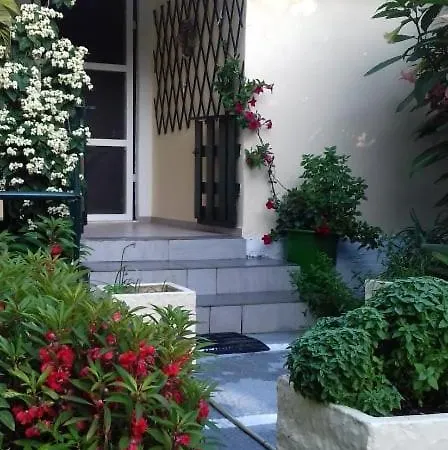 Serenity House Ágios Matthaíos