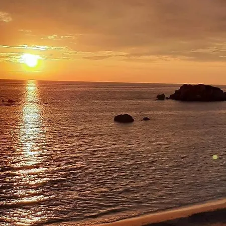 Serenity House 아파트