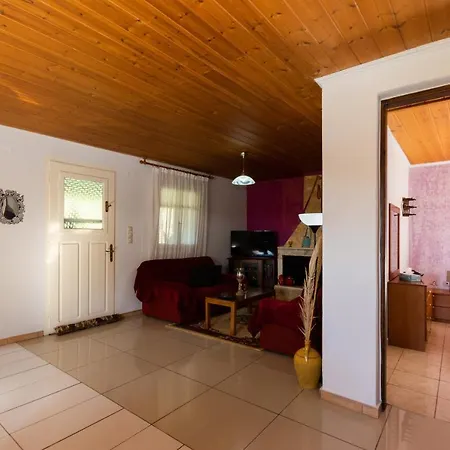 Serenity House Lägenhet Ágios Matthaíos